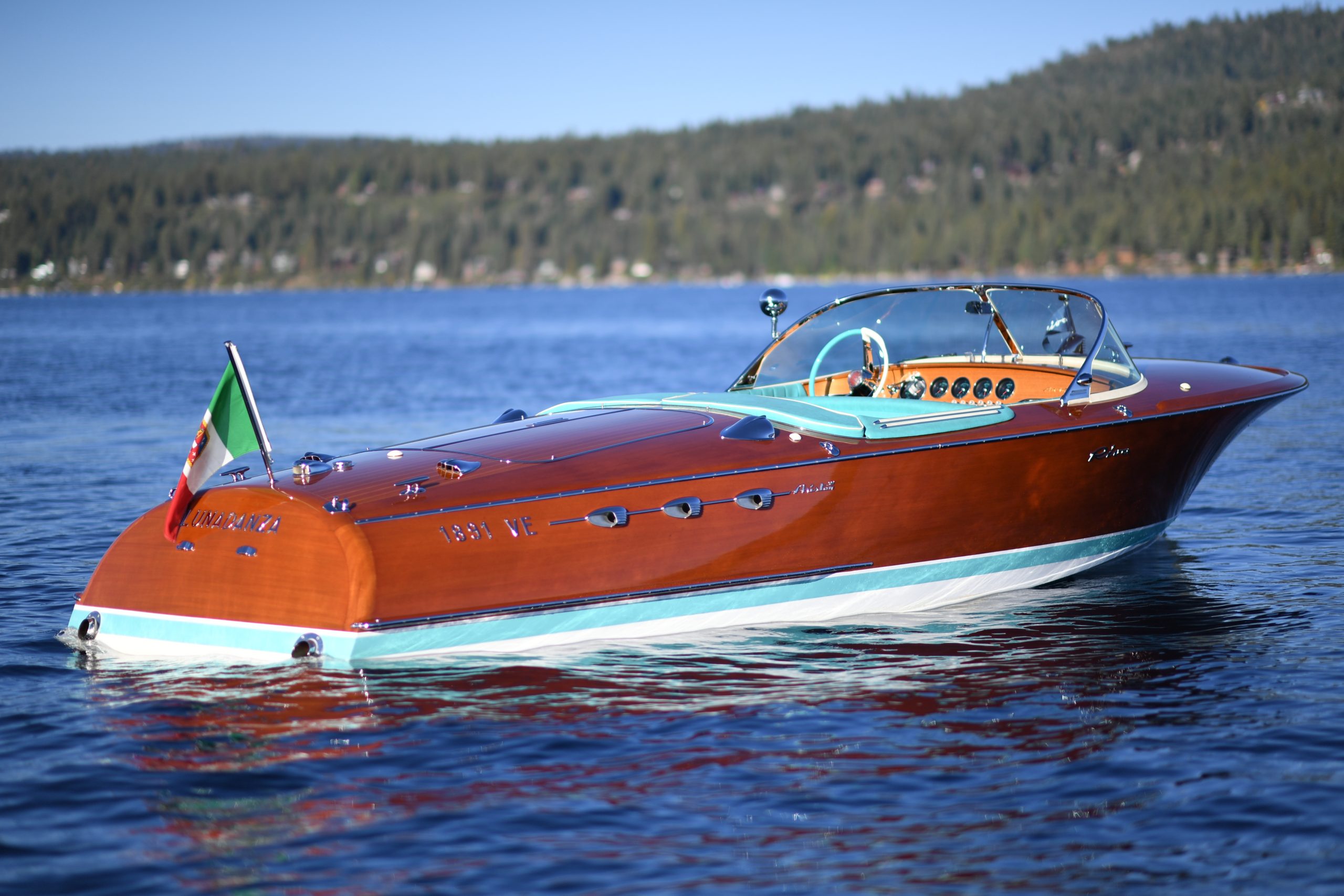 Lunadanza - 1970 Riva 22’ Ariston